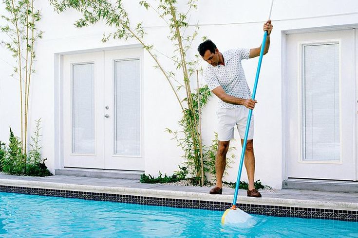 Pool Water Cleaning Mistakes Every Homeowner Should Avoid