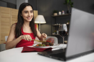 Long-Distance Relationship 